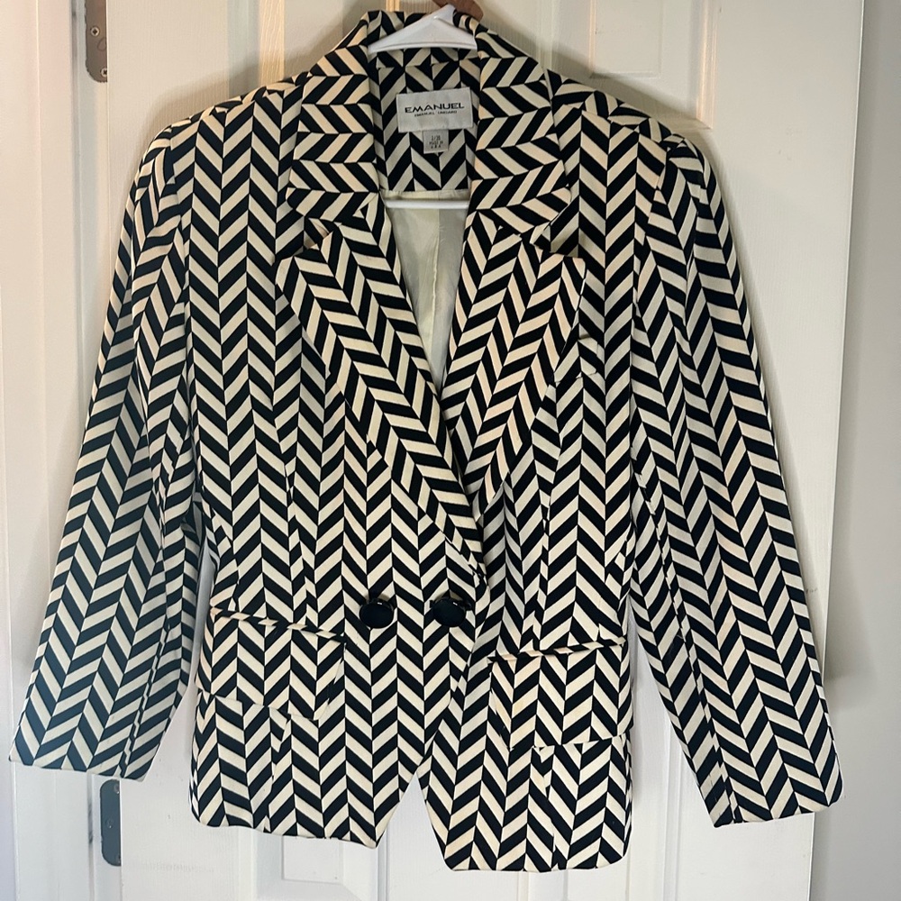 Vintage Cream & Black Blazer